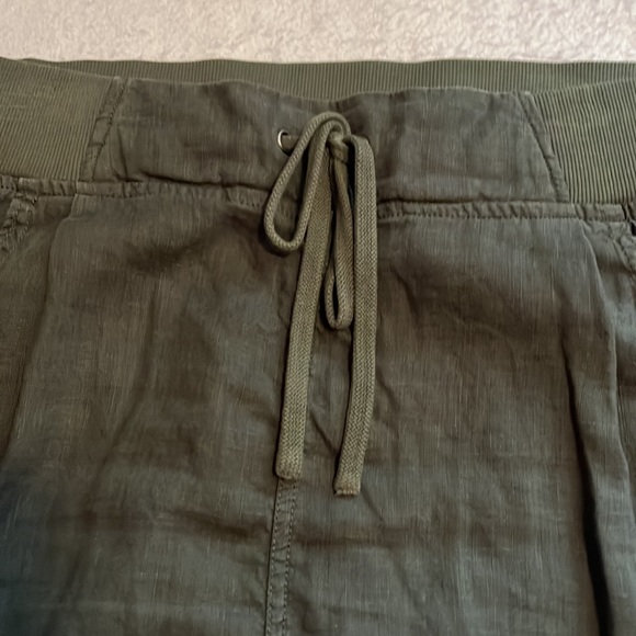 Hunter Green Linen Skirt - Picture 2 of 11